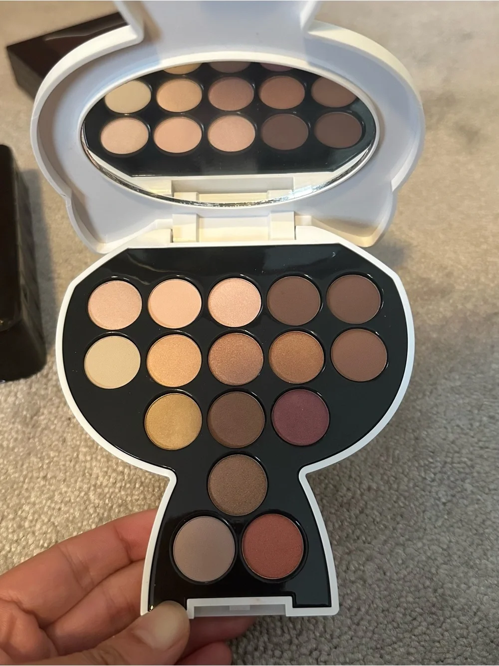 Karl Lagerfeld x ModelCo Choupette Cat Eyeshadow Palette - Warm Nude